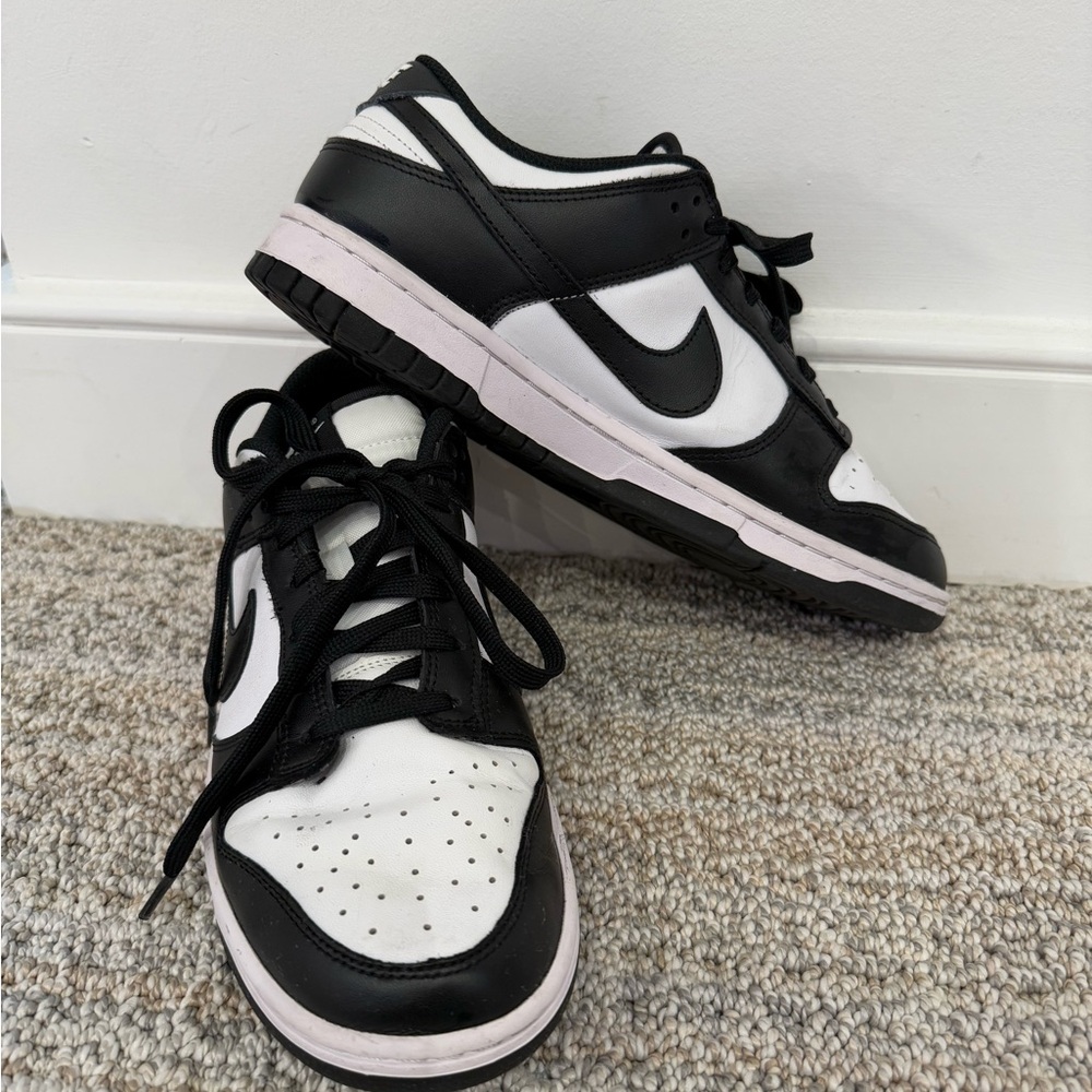 Nike Black and White Panda dunks